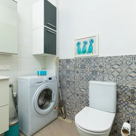 아파트 Dabrowskiego Old Town By Bookinghost