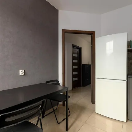 Dabrowskiego Old Town By Bookinghost 아파트