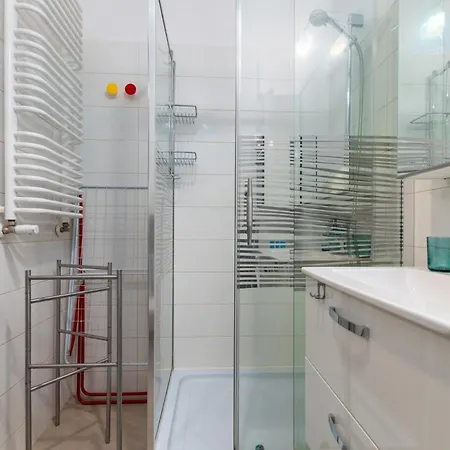 Dabrowskiego Old Town By Bookinghost 브로츠와프