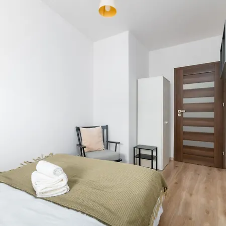 아파트 Dabrowskiego Old Town By Bookinghost