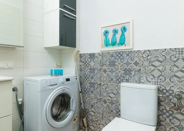 Lejlighed Dabrowskiego Old Town By Bookinghost